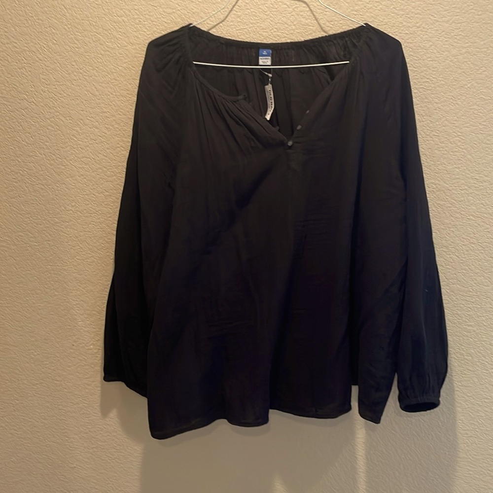 Black old navy blouse